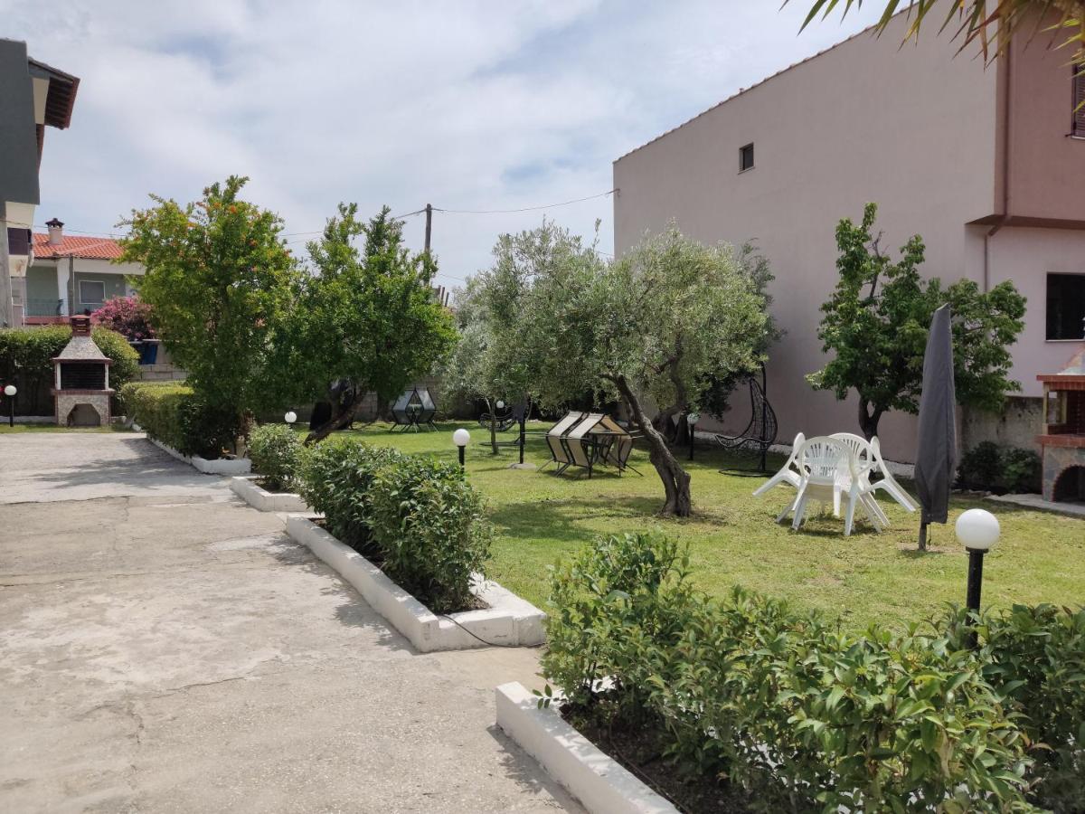 Elina House And Garden Villa Nikiti  Bagian luar foto